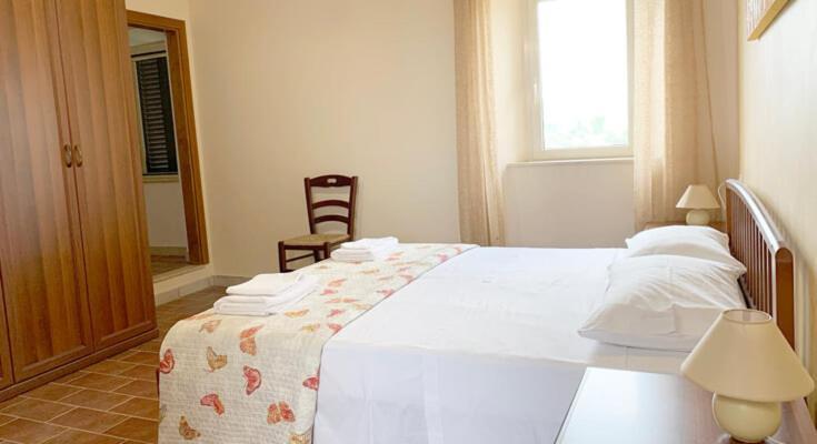 La Collina Apartment Monsampietro Morico Cameră foto